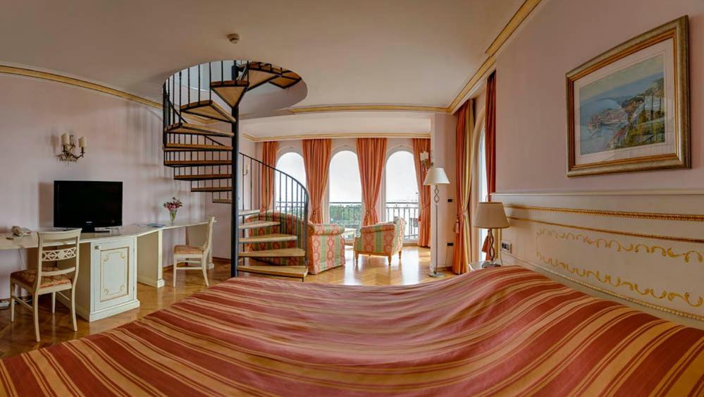 Hotel Miramar Opatija Bagian luar foto