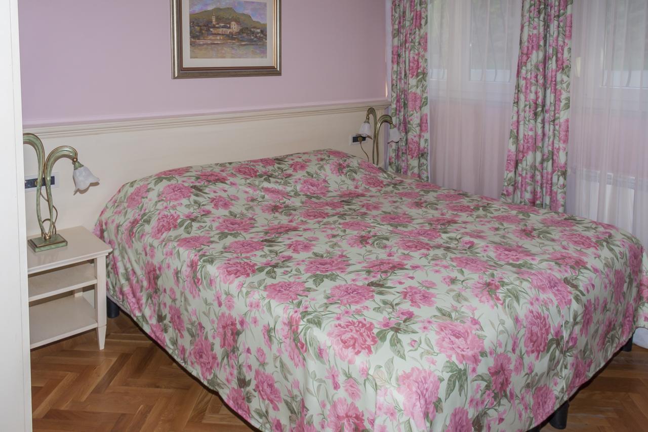 Hotel Miramar Opatija Ruang foto